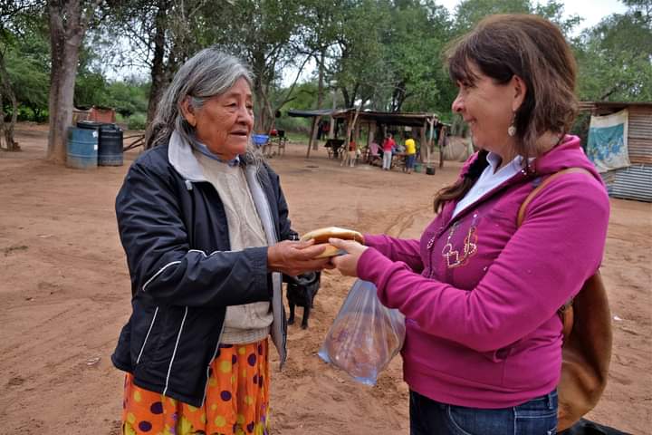 Elizabeth Carreras, Marcelina, Weenhayek, El País