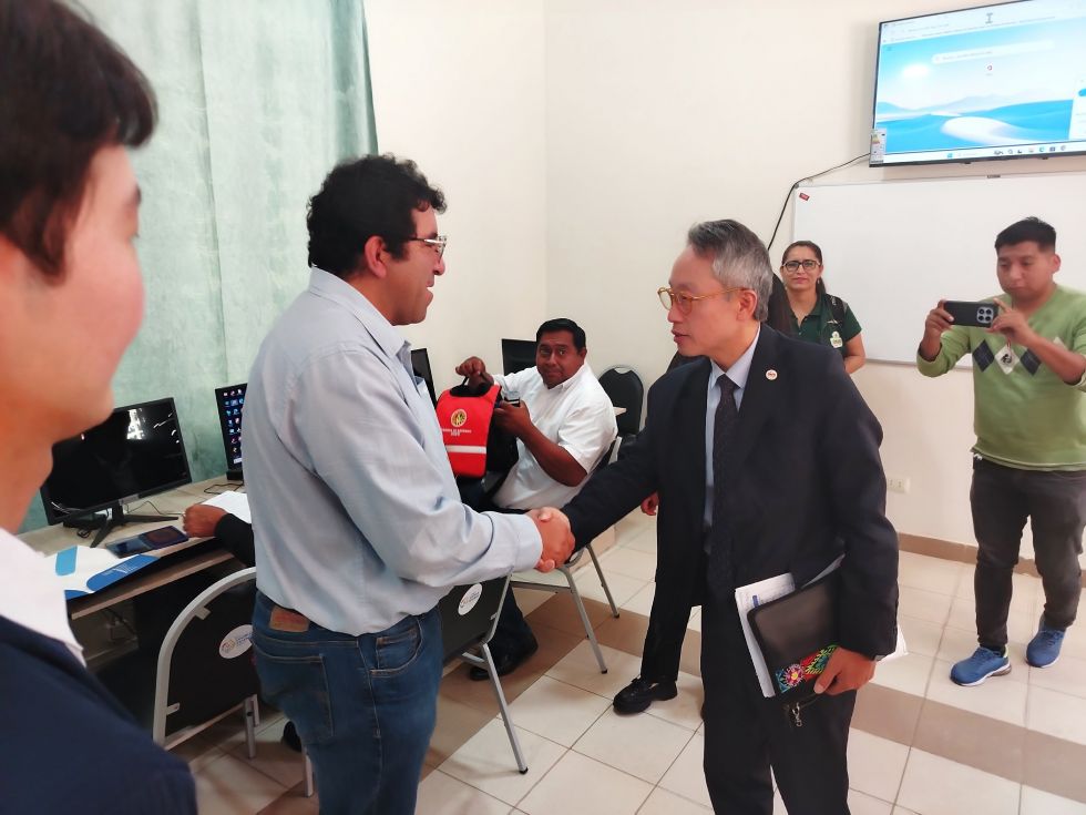 El País, Lee Jang, Corea del Sur, Embajador