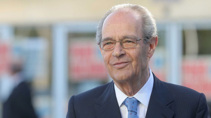 El País, Manuel Cruzat Infante