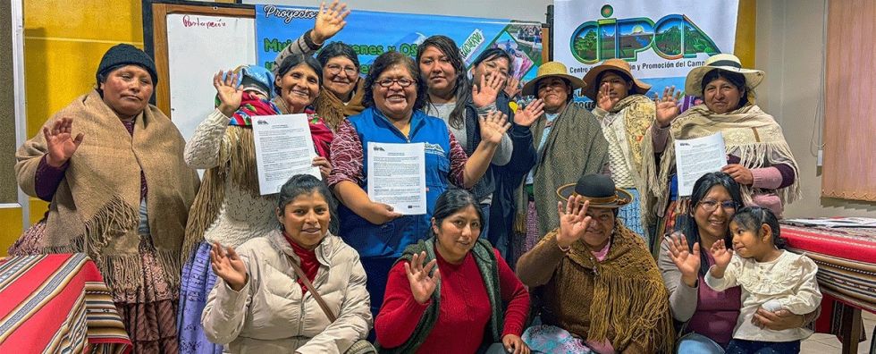 Mujeres, Tierra, El País