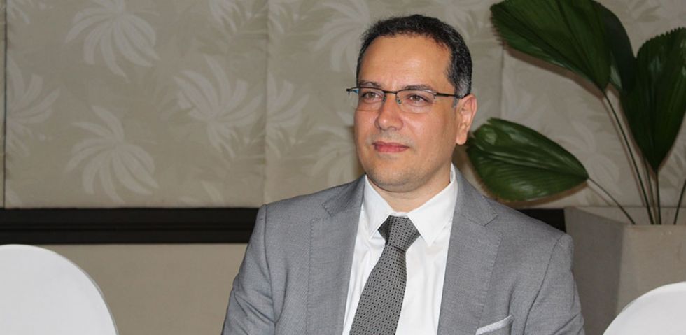 El País, YPFB, CBHE, Yussef Akly Flores